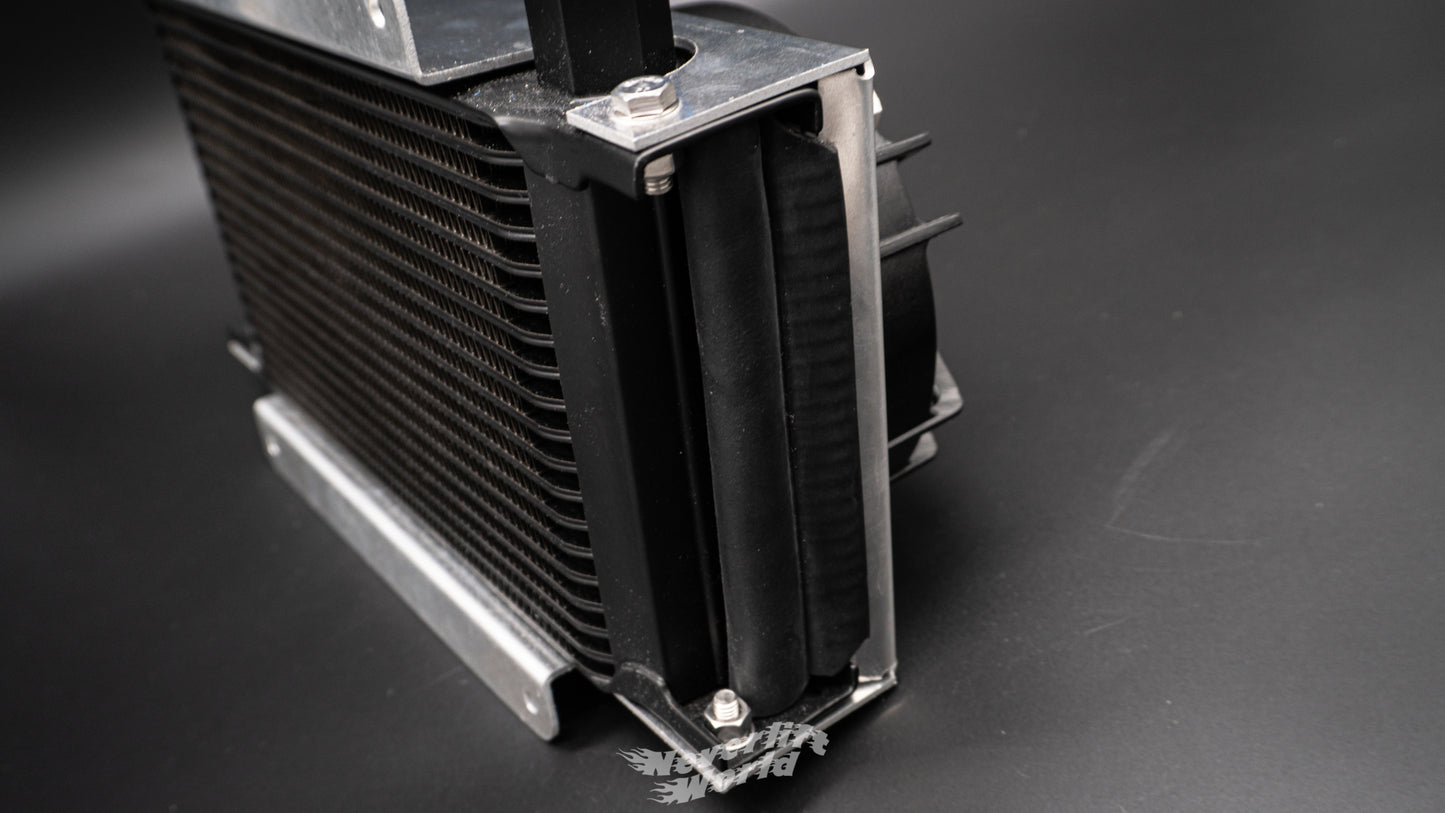19 ROW OIL COOLER WITH SHROUD AND FANS - AN8
