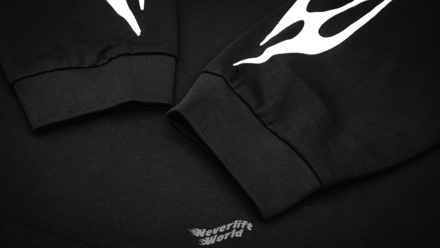 STREET MAGIC® STAPLE HEAVYWEIGHT LONGSLEEVE T-SHIRT - BLACK