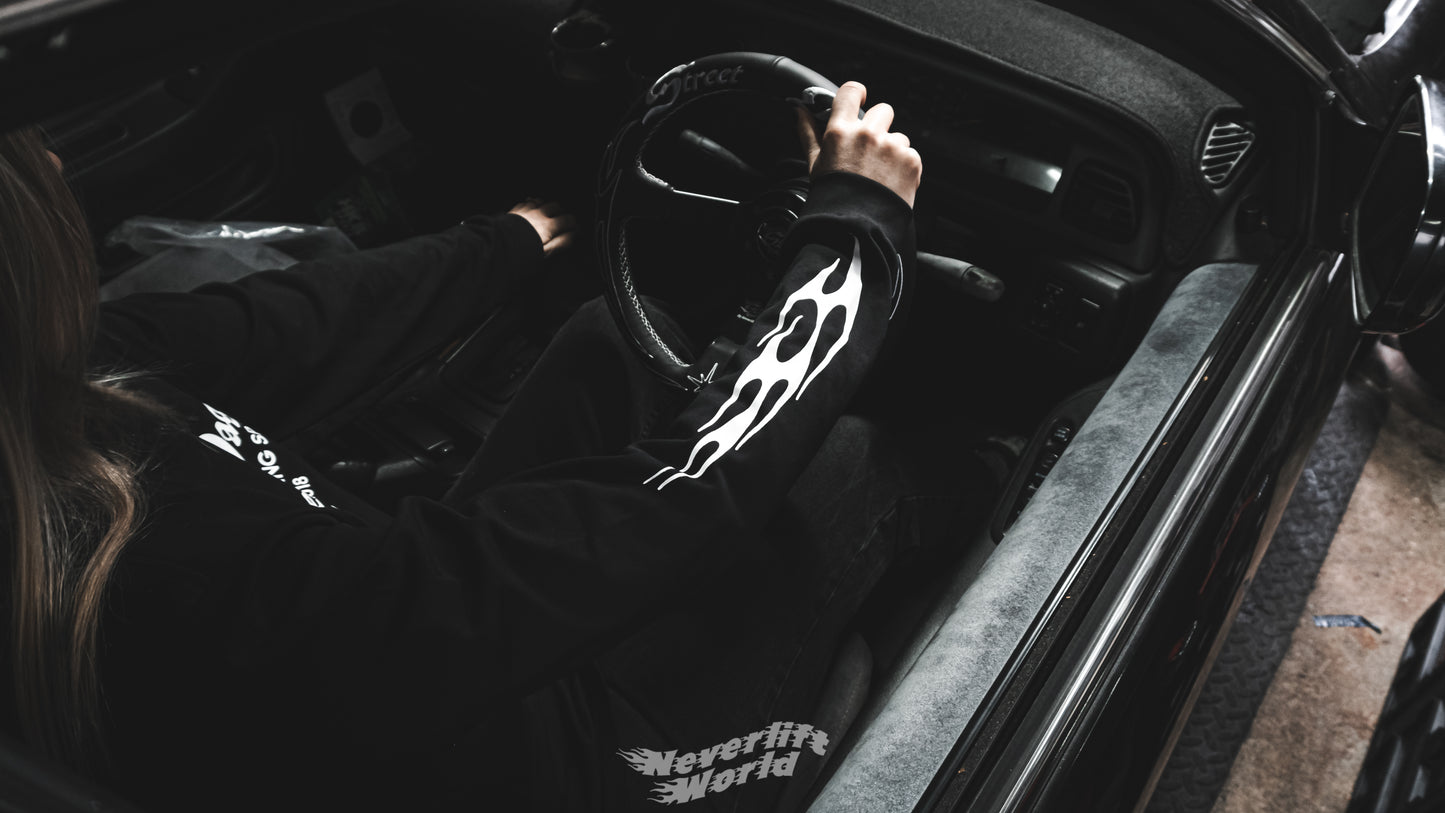 STREET MAGIC® STAPLE HEAVYWEIGHT LONGSLEEVE T-SHIRT - BLACK